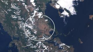 Шокиращи СНИМКИ от Космоса разкриват мащабите на трагедията в Гърция, най-страшното предстои 