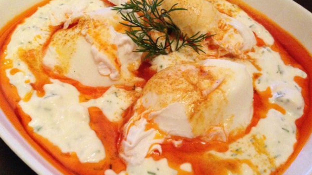 Това е автентичната рецепта за най-вкусните яйца по панагюрски