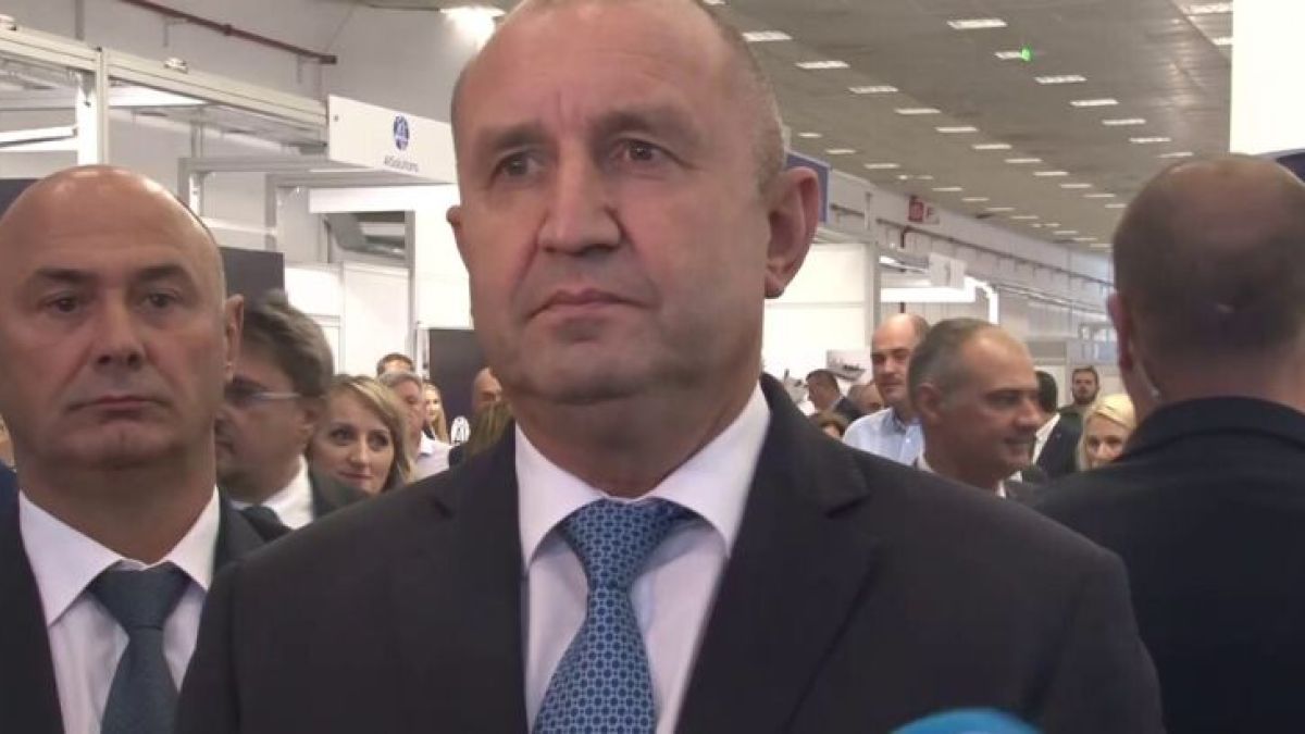 Президентът повдигна завесата около разговора си с Денков, заровиха ли томахавките 