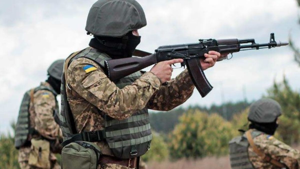 Сутрешна сводка: Руските войски се опитват да вкарат ВСУ в огневи чували, обстановката на фронта е сложна, обявиха от Киев