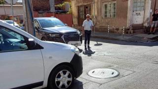 Извънредно! Валери Симеонов катастрофира в центъра на София СНИМКИ