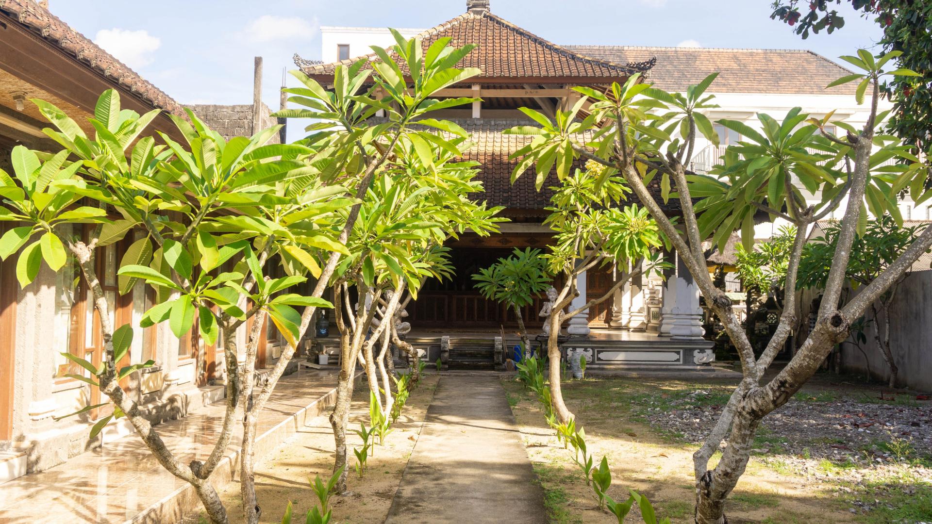 Британка показа луксозно настаняване в Бали - като жив затвор е ВИДЕО