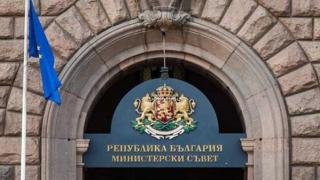Драматична ситуацията в ключово ведомство, министърът се хвана за главата 
