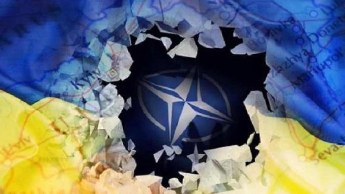 “Форин Афеърс”: Ще изостави ли Западът Украйна?