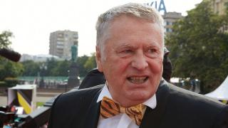 Искат милиони за Лада Нива на Жириновски