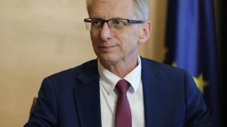 Плугчиева размаха пръст на Денков: Направи грешка!