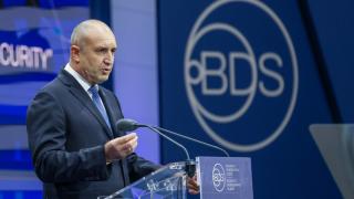 Радев заговори за световна война от централата на ООН 