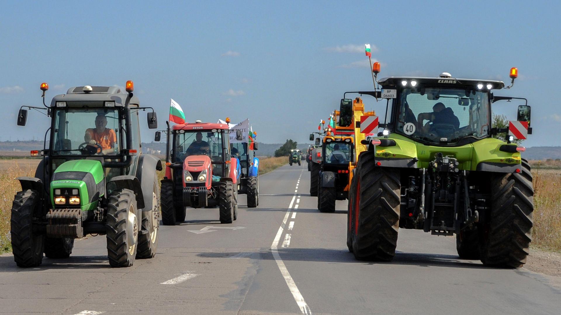 Костурков обвини протестиращите в политическо пристрастие
