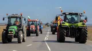 Костурков обвини протестиращите в политическо пристрастие