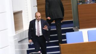Караджов започна с чистката, големи промени в железниците
