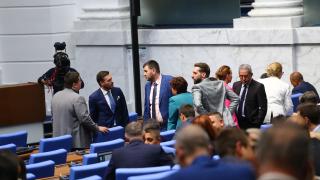 Горещи дебати ще разтърсят НС, причината е...