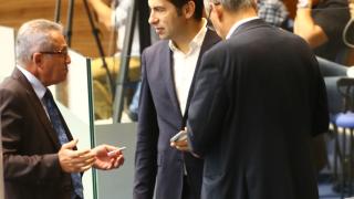 Депутатите с важна крачка към приемането на промени в Конституцията