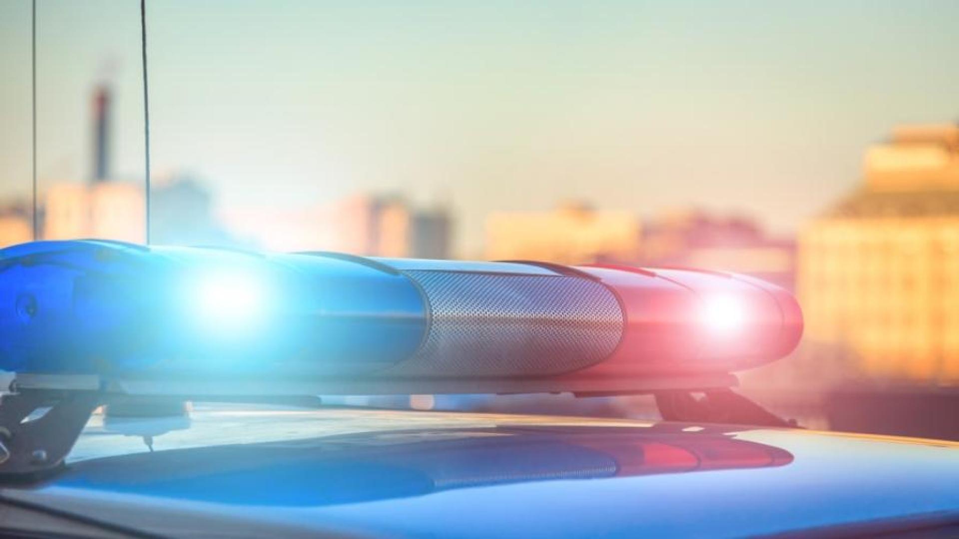 Зрелищен екшън в Русе! Джигит отнесе спряна за проверка кола, после стана още по-страшно