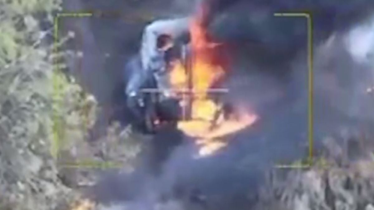 ВИДЕО от войната: Руска бойна техника беше зрелищно взривена