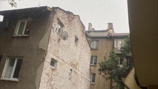 Няма край: Жестока буря помете София! СНИМКИ