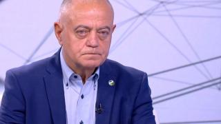 Ген. Атанасов попиля службите, поиска оставката на шефа на ДАНС
