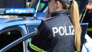 Блондинка реши да става полицайка - ето какво ѝ се случи 