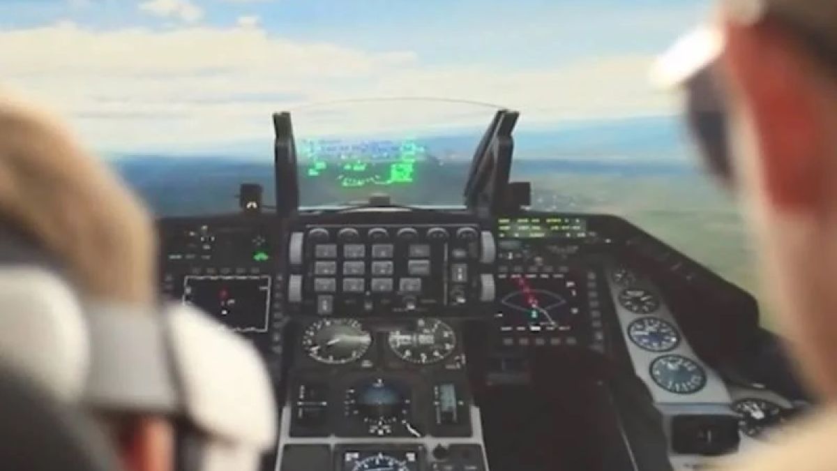 ВИДЕО показа как украински пилоти се учат да летят на Ф-16 