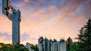 Шофьор паркира колата си в Стара Загора, а когато се върна, изпадна в шок СНИМКА