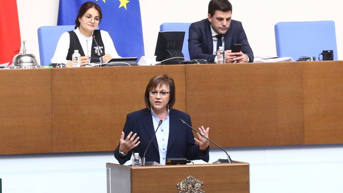 Нинова към миньорите: Лъжат ви, обръчите им от фирми ще откраднат парите от Плана