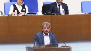 Тошко Йорданов и Митова заговориха за колосална кражба от 30 млрд. лв., обвиниха...