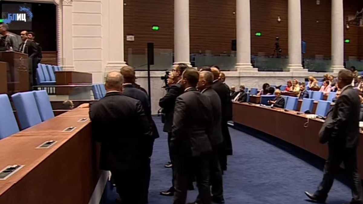 Гореща депутатка от ИТН взриви парламента, такова нещо не се е случвало! БЛИЦ TV