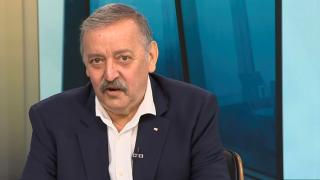 Проф. Кантарджиев онемя, щом чу въпроса на красива водеща на Нова ТВ