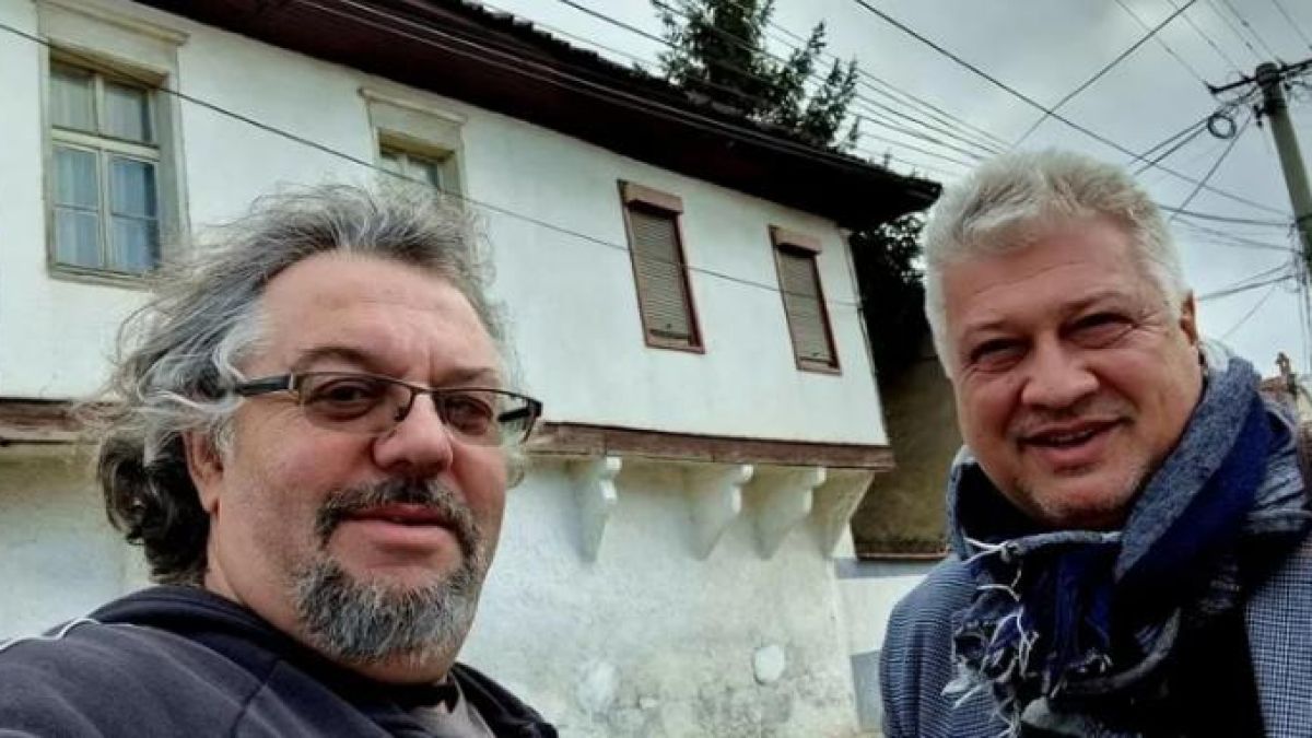 Пирамиди, фараони: Мъжът на годината Манол Пейков събрал милиони, а не може да ... 