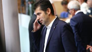 Прокуратурата с гореща новина за двойното гражданство на Кирил Петков 