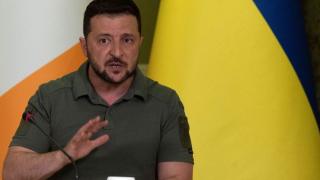 Зеленски с изненадваща рокада по върховете на ВСУ 