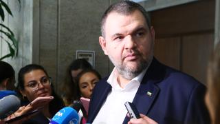 Пеевски с първи думи след срещата за "Лукойл" и дерогацията БЛИЦ TV