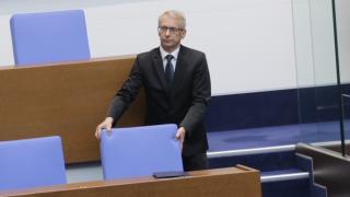 Евродепутат: Брюксел пита за доклада за машините, гражданите имат право на информация