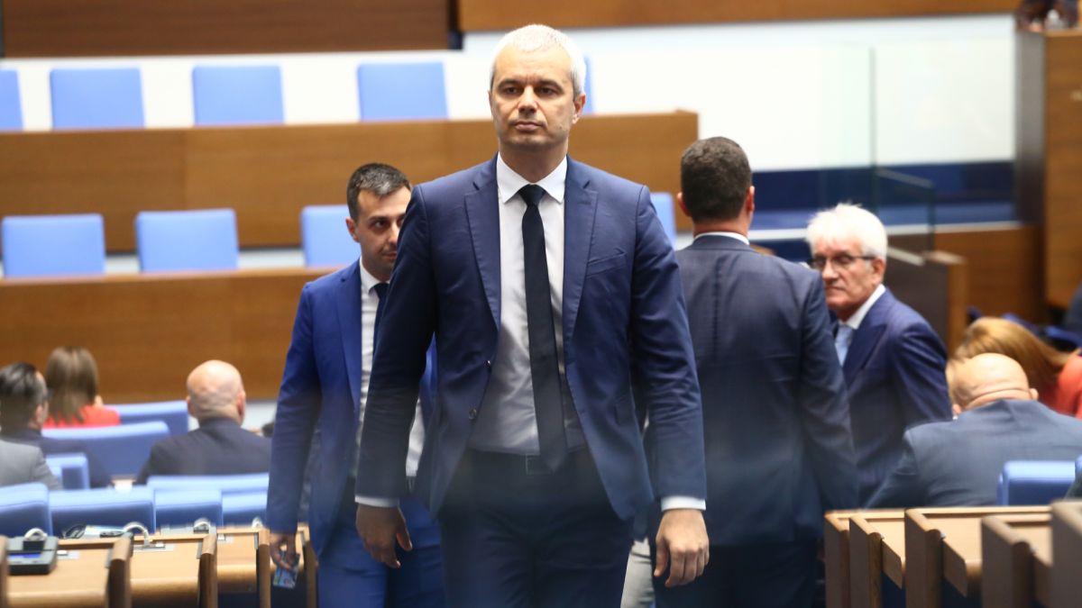 „Възраждане“ с революционни промени – при избори да отпаднат...