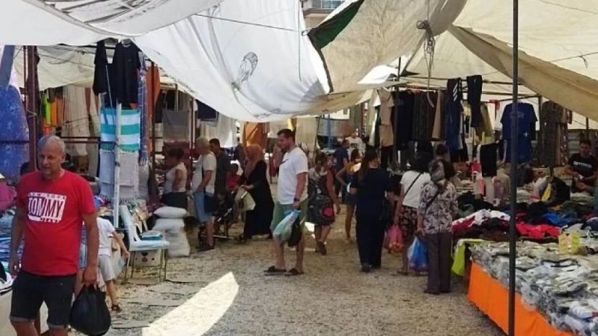 На любимия на българите пазар в Одрин сергиите преливат от стока, клиентите обаче...