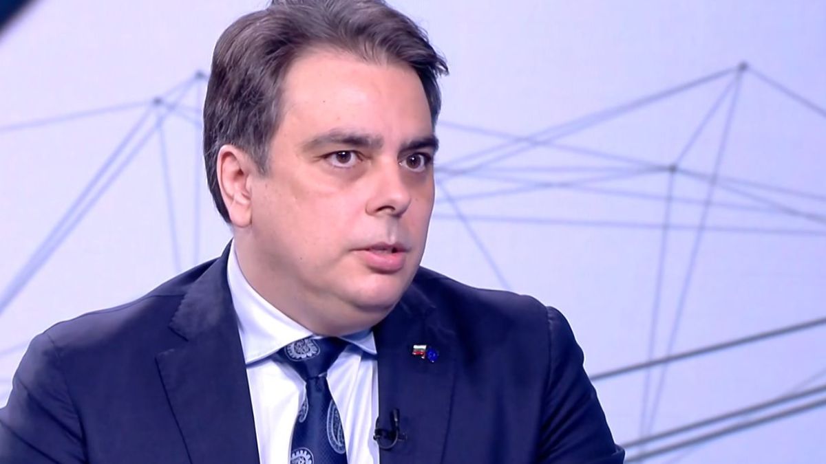 Асен Василев: Ако някой ви каже това - лъже!