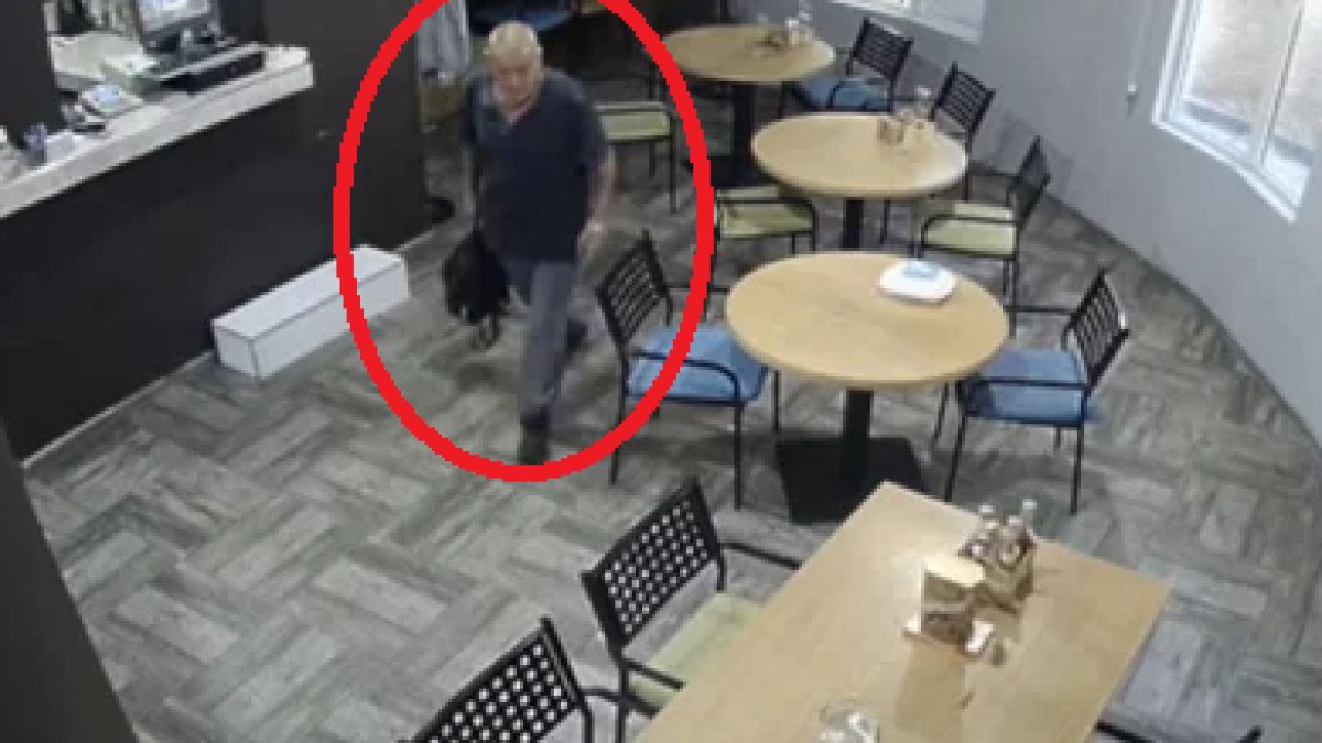 Мъж влезе в хасковско заведение, а сега цялата мрежа пита кой е той, защото... ВИДЕО