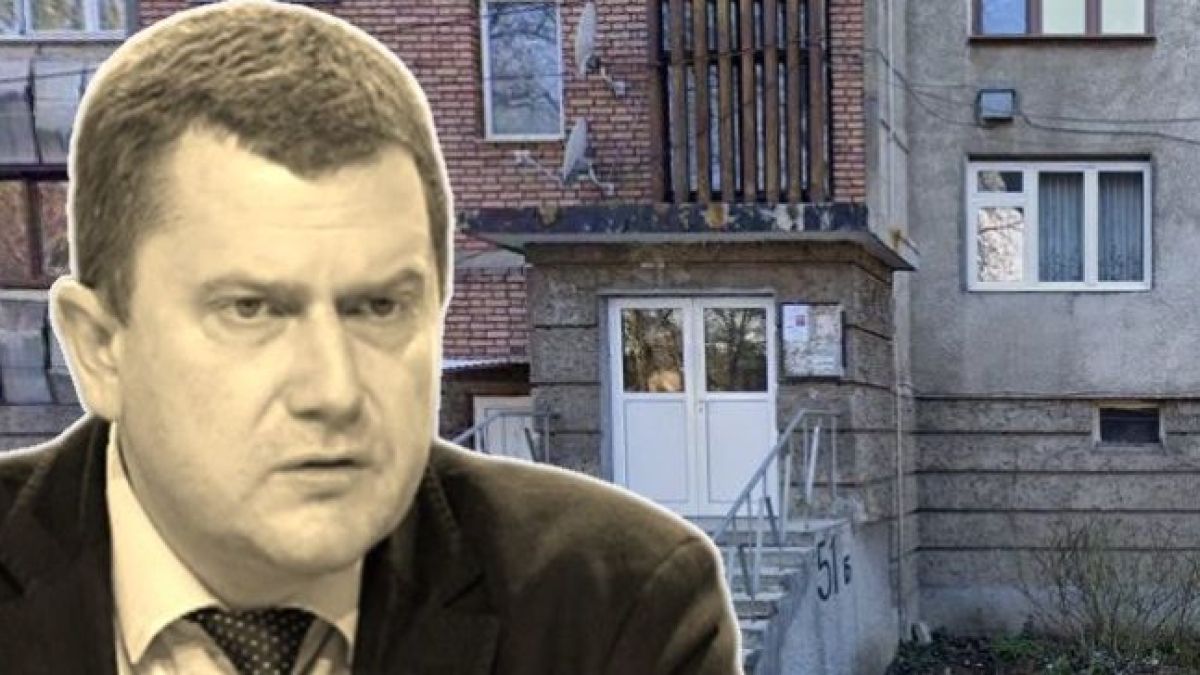 Пред апартамента на кмета на Перник почерня от полиция, удариха го много лошо