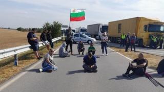 Миньорите не отстъпват от блокадата, готвят нещо голямо за четвъртък