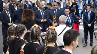 Румен Радев откри завод-чудо в Джебел