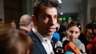 Петков заговори за предизборна немощ и скочи на ДАНС ВИДЕО
