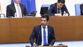 Разследващите погват Петков и Божинов за заплахите срещу министър Йоловски