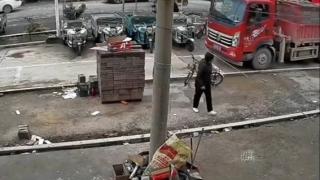 Зрелищни ВИДЕА: Няма да познаете какво ще се случи при този инцидент