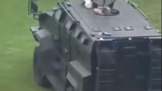 Гореща новина за бомбаджията, изправил Варшава на нокти ВИДЕО 