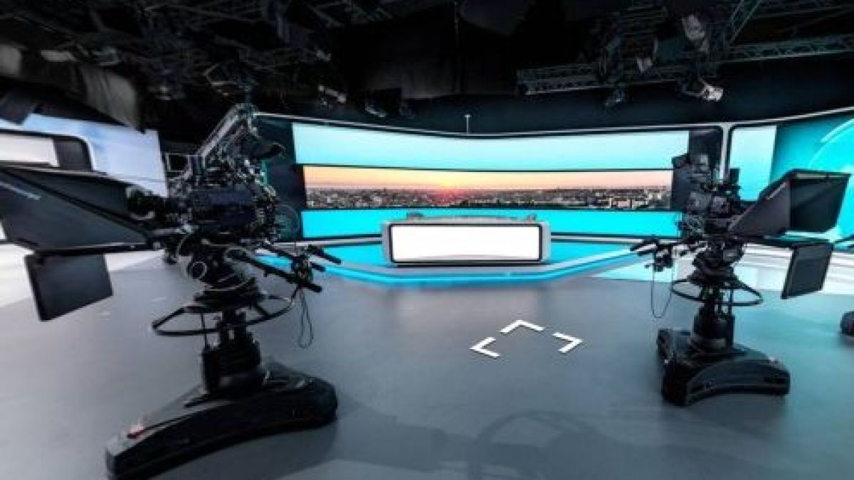 Рокада в bTV! Култов водещ аут от екрана