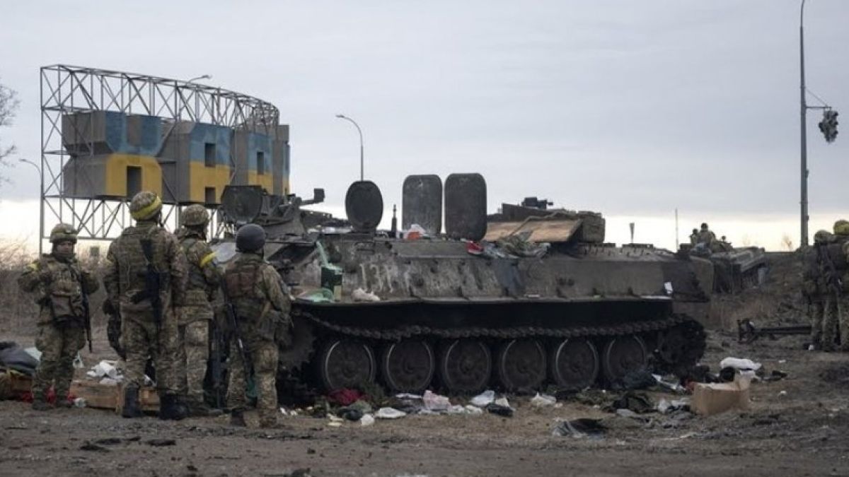 Все повече украинци искат мир в замяна на територии