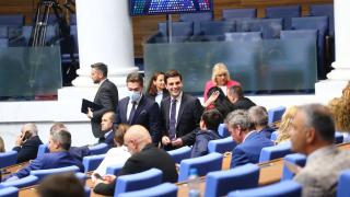 Втори опит: Депутатите в НС заради пиперлива тема