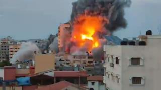 ВИДЕО от войната: Израел нанася нови въздушни удари по цели в Ивицата Газа ВИДЕО