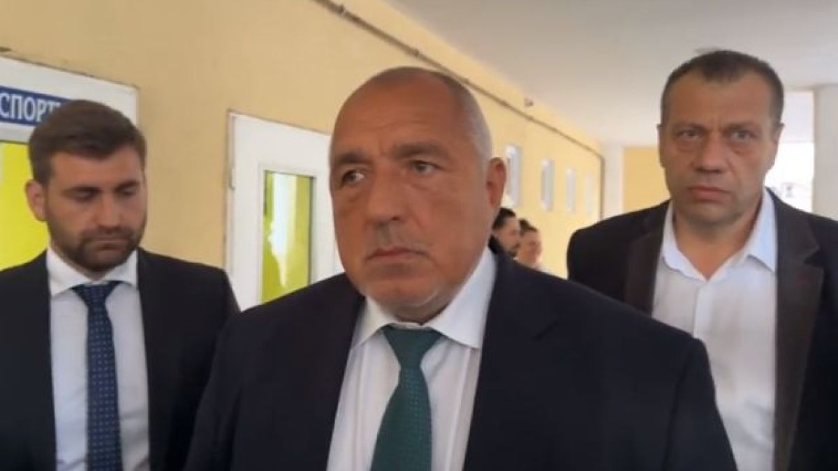 Борисов предупреди за неизбежна катастрофа, ще падне ли правителството заради Асен Василев
