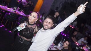 Ивана прекара една нощ с Благо Джизъса и Ергенът Виктор СНИМКИ 