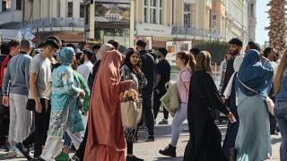 Мюсюлмани окупираха Главната в Пловдив, вижте причината СНИМКИ 